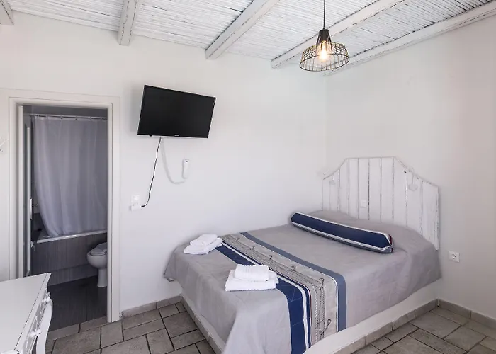 Ilias Apart-hotel Firostefani