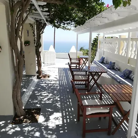Ilias Aparthotel 3*