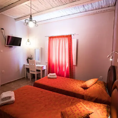 Ilias Apartahotel Firostefani