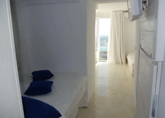 Ilias Lejlighedshotel 4*